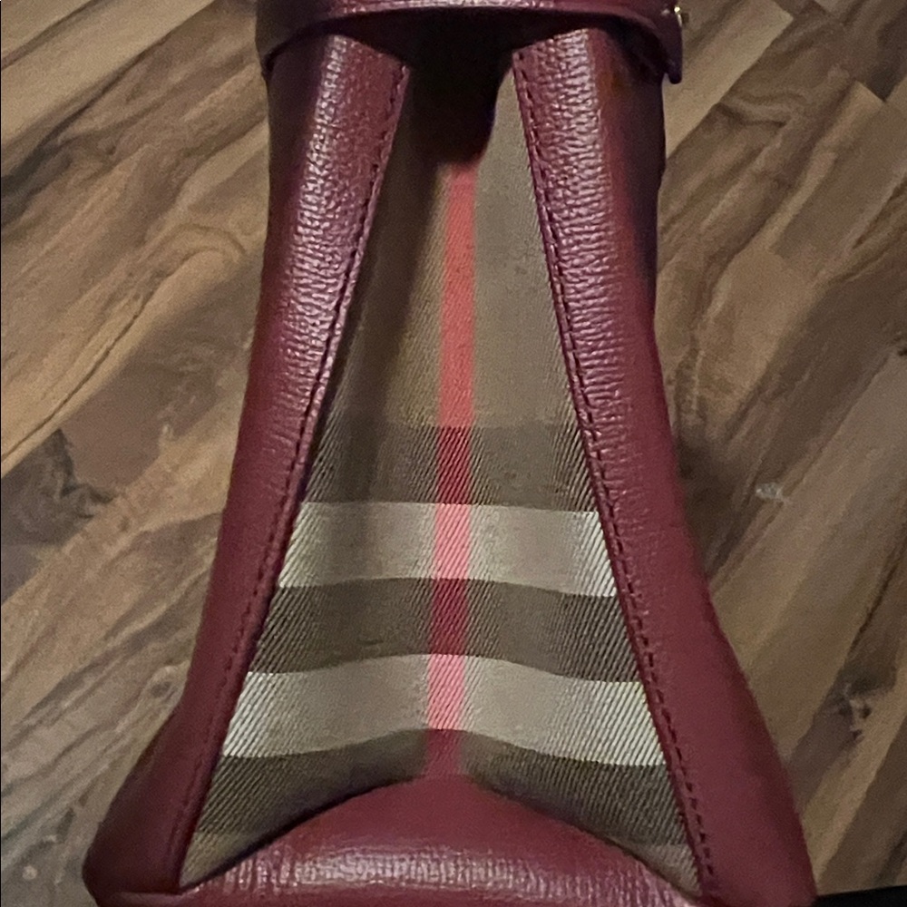 authentic Burberry Handbag - Picture 3 of 7